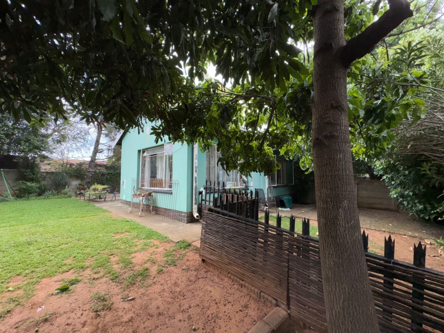 4 Bedroom Property for Sale in Mid Town North West